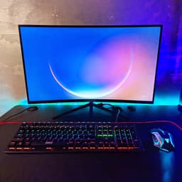 RAIDER Pro Gaming Monitor - FreeSync/G-Sync - 165Hz - Curved - 27 inch — thumbnail 4