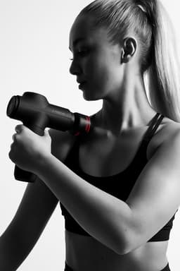 Reeva Massage Gun - Ember Pro - Thermo Massage - Warm & Koud - Incl. Draagtas en 5 Opzetstukken - Massage Apparaat - Massagegun - Massage Pistool - Zwart — thumbnail 4