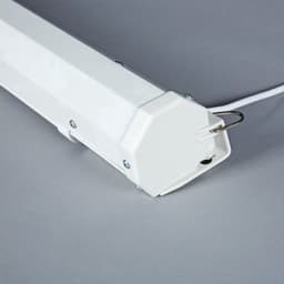 Projectiescherm Elektrisch - 145 Inch Grootte - 368 cm Beelddiagonaal - Aluminium Metaal - Voor Wandmontage - Rolgordijn — thumbnail 4