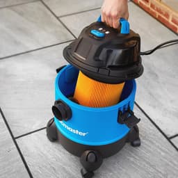 Multifunctionele Stofzuiger met Stopcontact en Blaasfunctie - 1250 W, 20 Liter, Geschikt voor Werkplaats — thumbnail 5