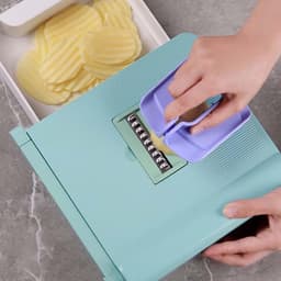 Keuken Voedsel Snijmachine - Groente Versnipperaar - Maaltijd Voorbereiding - 6-in-1 Roestvrijstaal - 24.5 cm Lengte - Lichtgroen — thumbnail 4