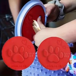 Baby hand- & voetafdruk klei – Rood – 20g zachte fluffy klei – DIY gipsafdruk – Voor baby’s én huisdieren – Pootafdruk hond/kat – Lichtgewicht & herbruikbaar – 10×7 cm verpakking — thumbnail 2