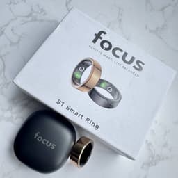 Focus® S1 Smart Ring - Zilver - Maat 11 - Hartslag - Menstruatiecyclus - Slaap Monitor - Slimme Ring - Sport Prestatie - Stappenteller -IP68 Waterdicht - O2 Meting - Dames - Heren - Wearables - Oplaad Case - beschermring Merk: Focus — thumbnail 3