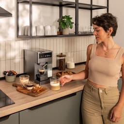 Cecotec FreeStyle Latte T Espresso Machine 1.6L 20bar Black 4in1 Pods & Ground Compatible — thumbnail 3