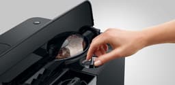 JURA - C8 Piano Black (EA) - Volautomatische espressomachine — thumbnail 4
