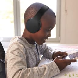 WiseQ Draadloze Koptelefoon Kinderen – Bluetooth Kinderkoptelefoon met Microfoon – SD-kaart & FM-Radio – 8u Bluetooth – Hoofdtelefoon Zwart — thumbnail 3