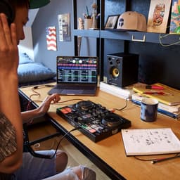 Hercules DJControl Inpulse 200 MK2 - DJ Controller met Serato DJ Lite & DJUCED - 2 Decks & 8 Pads — thumbnail 5