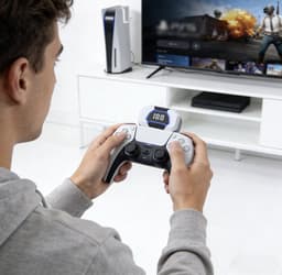 PS5 Controller Powerbank – draadloze oplader - Voor DualSense & DualSense Edge – Met 2 Ophanghaken voor controller en headset — thumbnail 2