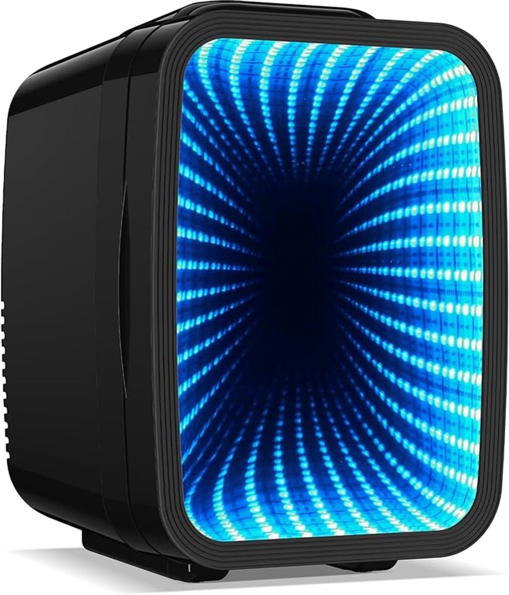 Mini koelkast 4L – Stille mini fridge met RGB-verlichting – Koelen & warmhouden – Voor 6 blikjes – AC/DC draagbare koelkast voor gaming, kantoor, auto & huidverzorging — afbeelding 1