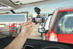 Full HD Dashcam - Autocamera GPS - Veilige Rit Registratie - Wifi en GPS Locatie - 1080p Resolutie - Zwart — thumbnail 5