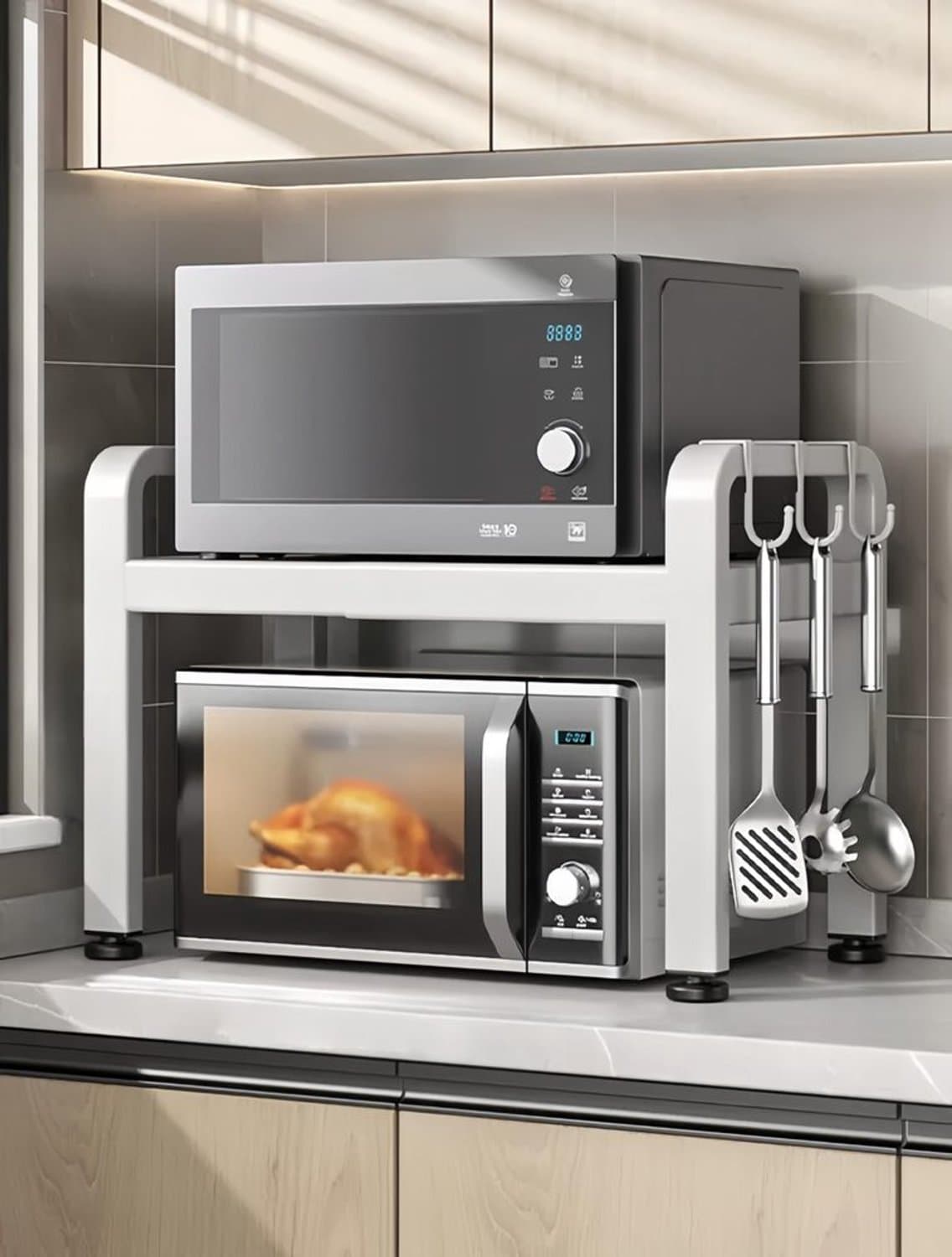 Uitschuifbare Magnetron en Oven Rek - Keukenopslag 36 x 63 cm — afbeelding 1