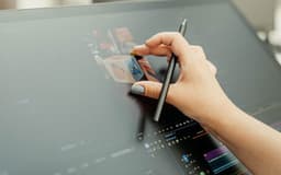 Wacom DTH246K0B computer monitor 61 cm (24") 2560 x 1440 Pixels Quad HD LCD Touchscreen Multi-gebruiker Zwart — thumbnail 2