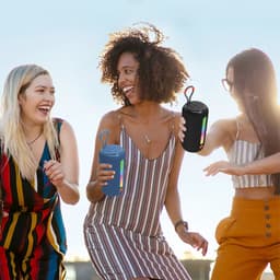 Zenwire Vibe BS-09 - Mini draagbare luidspreker - Bluetooth 5.3 - 26 W - FM-radio - Microfoon - Spatwaterbestendig IPX4 – TWS - USB-C - Micro SD-kaartlezer - RGB - achtergrondverlichting - Ingebouwde batterij 2500 mAh — thumbnail 2