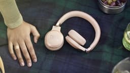 JBL Live 670NC JBLLIVE670NCSAT On-ear Draadloze hoofdtelefoon met Noise-cancelling Sandstone — thumbnail 5
