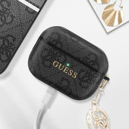 GUESS, Hoesje geschikt voor AirPods Pro - 4G Script met Glinsterende Charm & Strass, Zwart — thumbnail 4