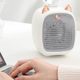 Nachtlampje - USB - in - Luchtbevochtiger en LED Lamp - 3 - 1 Mini Bureauventilator - Luchtkoeler met Verneveling en Nachtlampje - oplaadbare Tafelventilator met 3 Snelheden - Grijs — thumbnail 2