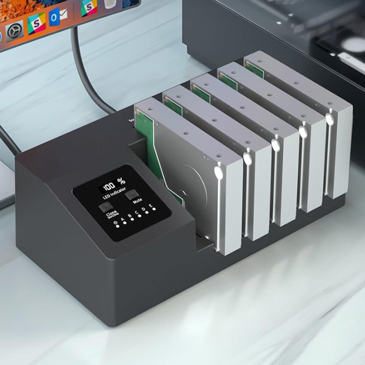 Externe Harde Schijf Dock - Opslagstation Cloner - Data Back-up Kopiëren - Offline Klonen Functie - 120 TB Capaciteit - Zwart — afbeelding 1