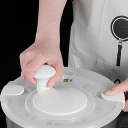 Salade Spinner - Groente Droger - Groenten Wassen - Roestvrij Staal - 5 Liter Capaciteit - Zilver — thumbnail 4
