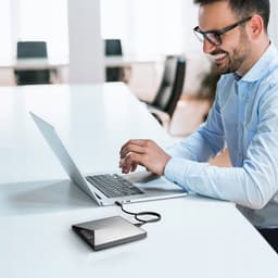 Zenwire Externe DVD Speler en Brander - Optical Drive - Optische Drive - Voor Laptop - USB 3.0 of USB C 3.1 - Plug & Play - Windows, MacOS & Linux - Hoes + Kabel - Externe CD speler- Aluminimum behuizing — thumbnail 3