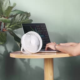 Kleine kamerluchtcirculatieventilator, 2 snelheden, verstelbare kop, tafelventilator voor bureau, nachtkastje — thumbnail 4