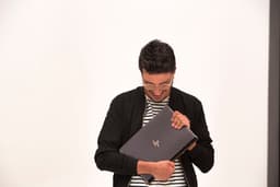 HP Spectre x360 2-in-1 Laptop 16-f2975nd — thumbnail 2