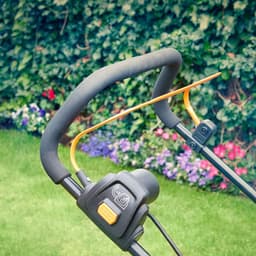 Elektrische Grasmaaier 1800W - 40 cm Maaibreedte - Verstelbare Maaihoogte 20-70mm - 42L Opvangbak — thumbnail 4