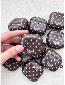 MIM Amsterdam - Spot On - Geschikt voor AirPods 4 - AirPod hoesje - Stippen print - AirPod hoesje met print - Shockproof- Cover voor AirPods - Trendy AirPod case — thumbnail 2
