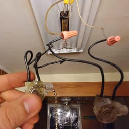 Plafondventilator Lichtschakelaar - Ketting Schakelaar - Ventilator Bediening - AAN-UIT Functie - 3 Stuks - Transparant Zwart — thumbnail 4