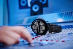 Beyerdynamic DT 990 Pro - Studio Koptelefoon - 250Ohm - Grijs — thumbnail 4