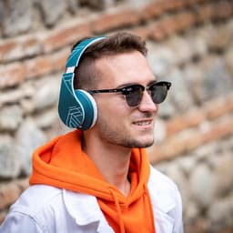 PowerLocus P2 - Draadloze Over-Ear Koptelefoon Inklapbaar - Bluetooth Hoofdtelefoon - Met microfoon – Headphone - Micro SD mode – Incl. Carry Case – Blauw — thumbnail 5