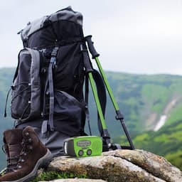 Radio Op Batterijen (Accu) Voor Rampen - Radio Opwindbaar - Noodradio - Noodradio Solar Opwindbaar - Multifunctionele Noodradio - Survival Radio - Zaklamp / Powerbank - Noodpakket - Noodrantsoen - Voor Rampen - Voor Camping - Draagbare Radio - Groen — thumbnail 2
