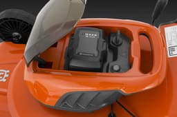Husqvarna LC 140SP benzinegrasmaaier - 40 cm maaibreedte, 1,95 kW motor, Easy-Start, ergonomische & opklapbare duwboom, stalen maaidek, centrale hoogteverstelling - ideaal voor privétuinen — thumbnail 2
