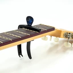 Stevige universele 3 in 1 Capo - Capo met plectrum houder - Brugpin puller - Gitaar - Elektrische gitaar - ukulele - Mandoline — thumbnail 4