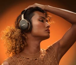 BOSE QuietComfort Ultra 2nd Gen DST Over-ear Draadloze hoofdtelefoon met Noise-cancelling Zwart — thumbnail 5