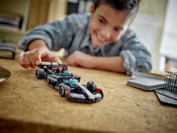 LEGO Speed Champions - Mercedes-AMG F1 W15 racewagen Constructiespeelgoed — thumbnail 4