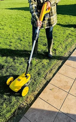 Draadloze Grasmaaier Compact Krachtig 40V Maaibreedte 22 cm voor Kleine Tuinen — thumbnail 4