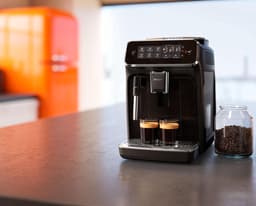 Philips 3300 Series EP3321/40 - Espressomachine - 4 Soorten Koffie + Heet Water - Zwart - + AquaClean Filter — thumbnail 2