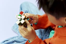 LEGO Minecraft - Steve's Taiga-avontuur Constructiespeelgoed — thumbnail 2