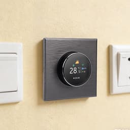 Slimme Thermostaat - Wifi Temperatuurregelaar - Comfort Verhoging - Touchscreen Bediening - 86x86mm Standaard - Wit — thumbnail 3