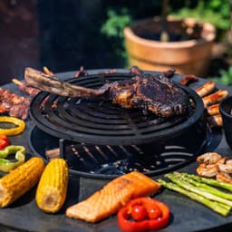 RJRoyal Living BBQ Plancha Grill Hermano XXL Blackline Cortenstaal - Met pook en houtopslag Ø80cm 8mm — thumbnail 4