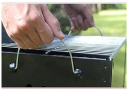 Caligril Barbecue Grill - Handig Meeneem BBQ - Makkelijk opzetten - 35x25x35CM - 1.5KG — thumbnail 2