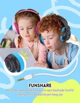 StayPowered Koptelefoon voor Kinderen - de Ultieme Kinderhoofdtelefoon met 43 Uur Speeltijd en Veilige Volumebegrenzing - Ingebouwde Verlichting - Opvouwbaar Ontwerp - USB C - Bedraad/Bluetooth - Zwart/Blauw - Levering Sneller dan Aangegeven! — thumbnail 4
