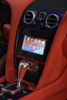 JBL Legend 700D - Autoradio met Bluetooth - 2 DIN - DAB+ - 7” Touchscreen - Apple CarPlay - Android Auto — thumbnail 3