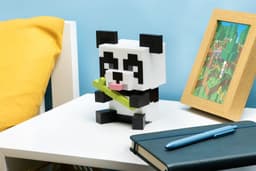 Minecraft Panda Light – Officieel gelicentieerde merchandise, draagbare nachtlamp en gamingkamerdecoratie voor kinderen, cadeau voor gamers, op batterijen werkend – Paladone — thumbnail 2