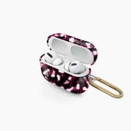 iDeal of Sweden Clear Case voor de Apple AirPods Pro 3 - Cherry Crush — thumbnail 3