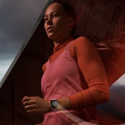 Apple Watch Series 9 - GPS + Cellular - 45mm - Midnight Aluminium Case with Midnight Sport Band - M/L — thumbnail 3