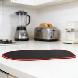 Glijmat Keukenmachine - Onderlegger Apparaat - Apparaat Verplaatsen - Robuust Genaaid - 38x22cm - Zwart Rood — thumbnail 2