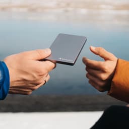 Draagbare Externe Harde Schijf 1 TB - Slim Ontwerp met USB 3.2 en USB-C — thumbnail 3