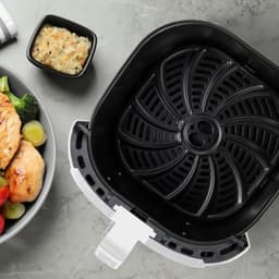 Heteluchtfriteuse - Airfryer - Gezond bereiden - Keramische antiaanbaklaag - 6.9 Liter - Wit — thumbnail 2