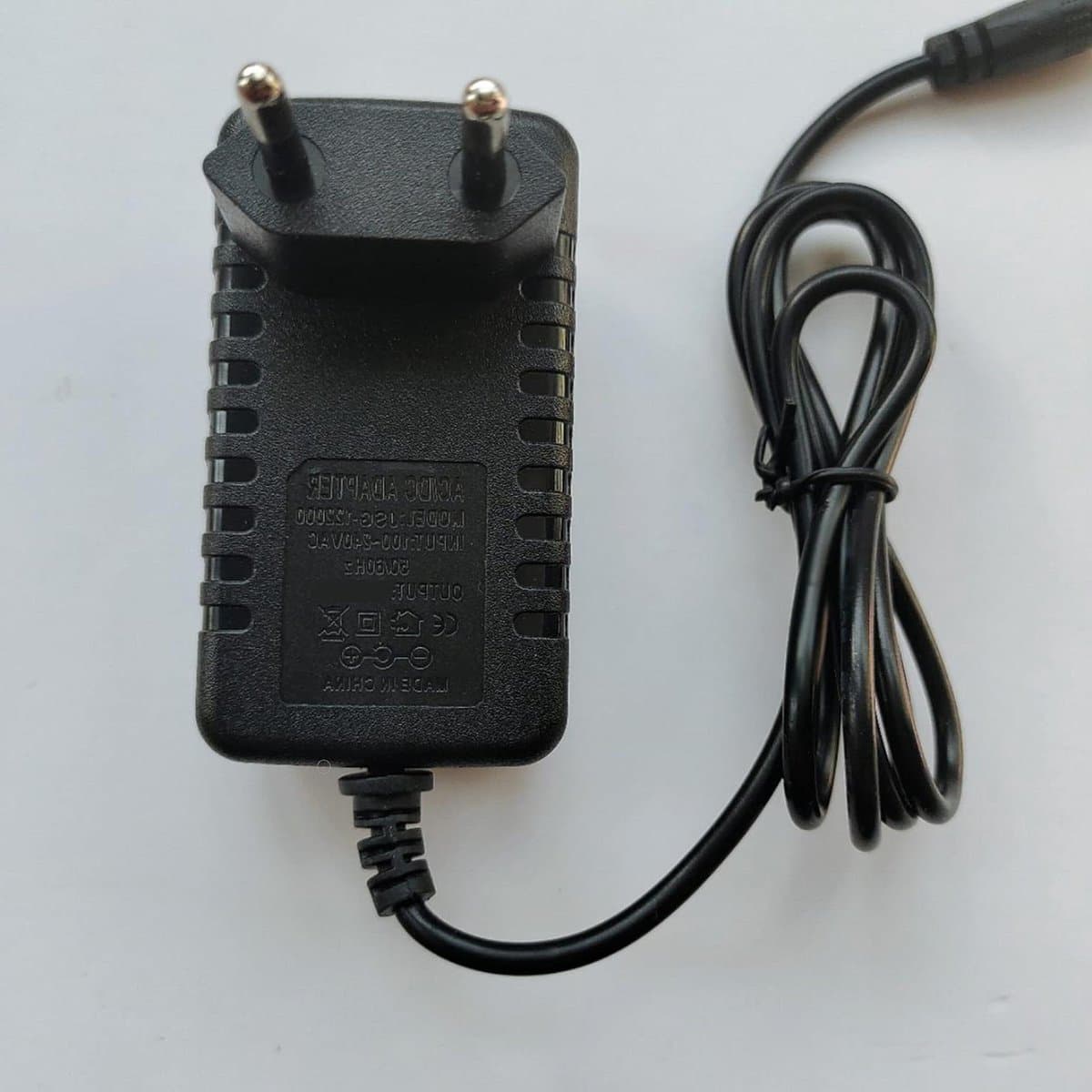 Netvoeding Externe Harde Schijf - Stroomadapter Oplader - Data Opslag - Wereldwijde Ingangsspanning - 1.2 meter - Zwart — afbeelding 1